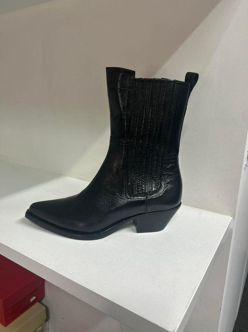 Laura Bellariva Patent Boot