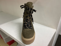 Laura Bellariva Green suede boot