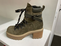 Laura Bellariva Green suede boot