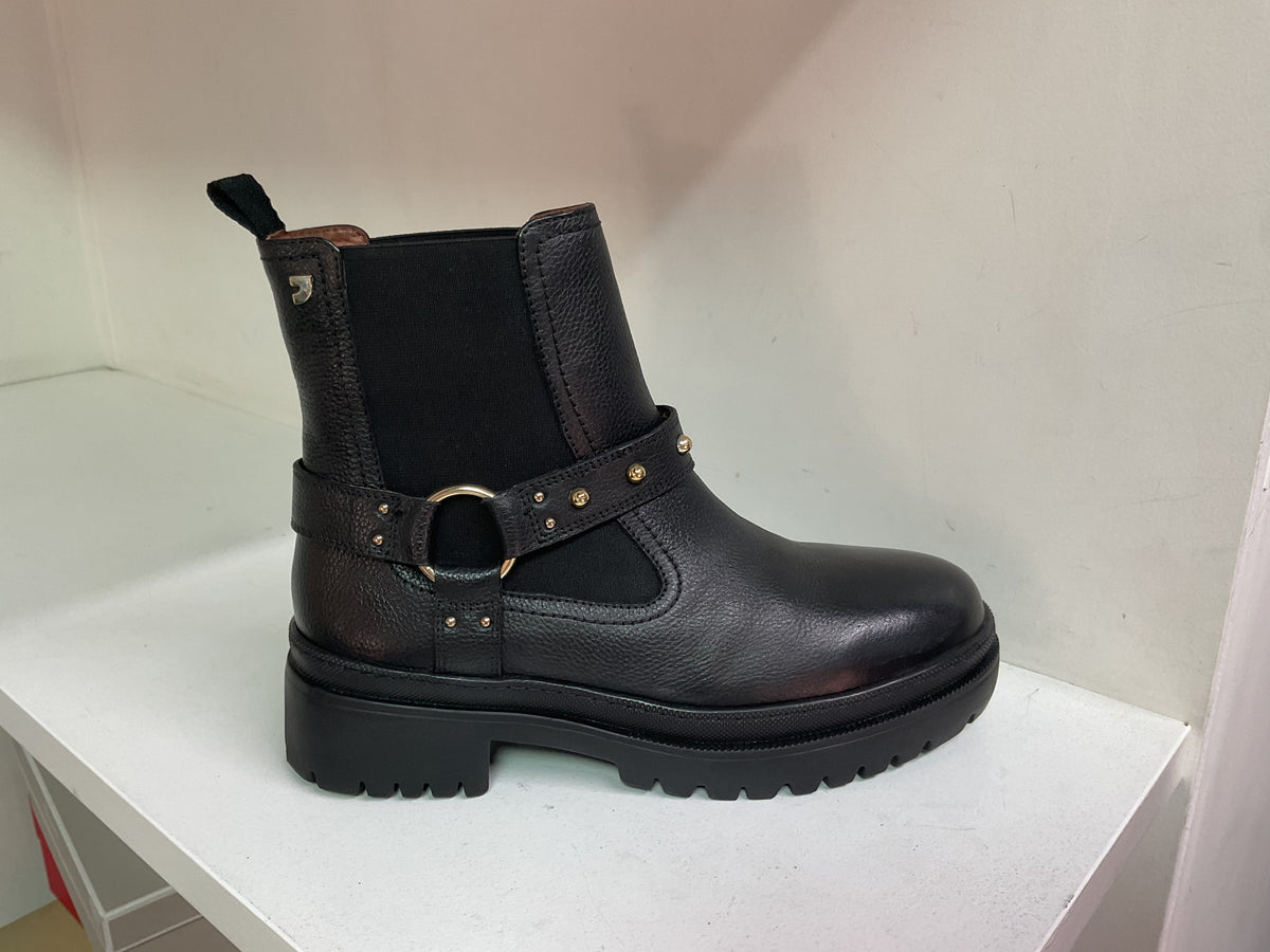 Gioseppo Studded Boot