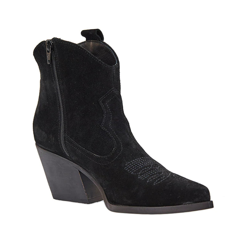 Estilo Emporio Suede Conch Boot Black